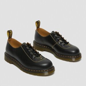 Dr. Martens GLYNDON LEATHER LACE UP SHOES